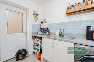 Photo 24- click for photo gallery